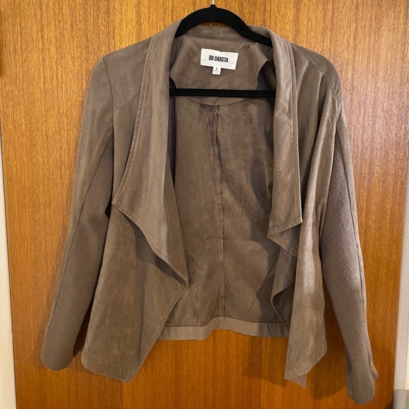 BB Dakota Jackets & Blazers - BB Dakota  Faux Suede Moto Jacket - Small